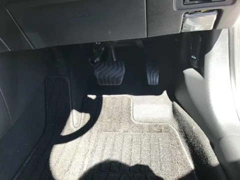 Nissan Note Aura