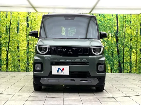 Mitsubishi Delica Mini
