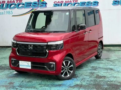 Honda N-BOX Custom