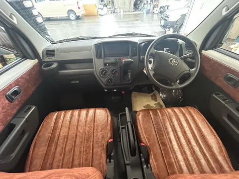 Toyota TownAce Van