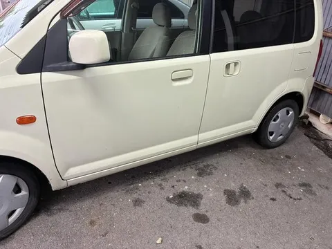 Nissan Otti