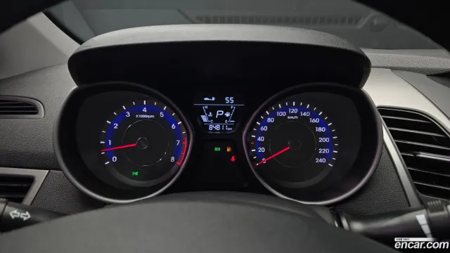Hyundai Elantra (Avante)