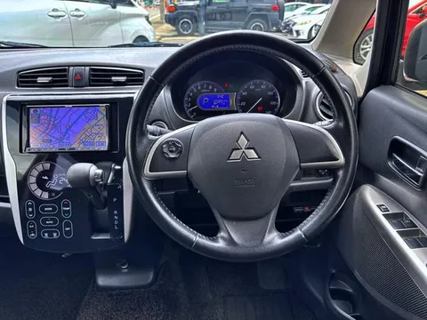 Mitsubishi eK Custom