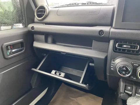 Suzuki Jimny Nomade