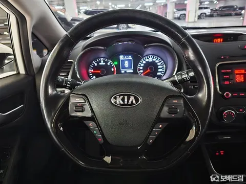 Kia Cerato (K3)