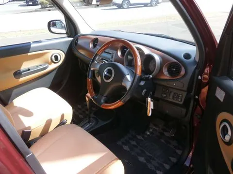 Daihatsu Mira Gino
