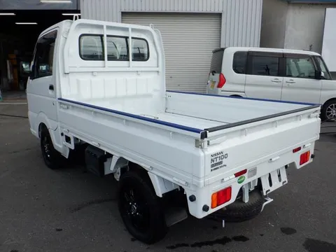 Nissan Clipper Truck