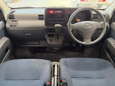 Toyota Pixis Van