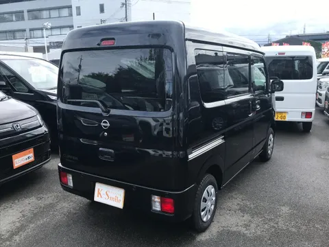 Nissan Clipper Van