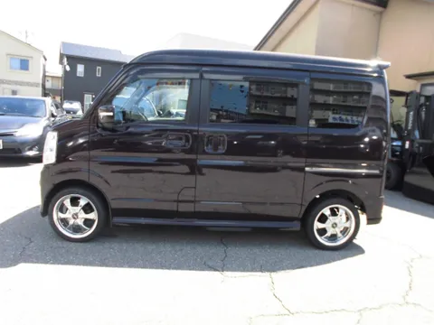 Nissan Clipper Rio