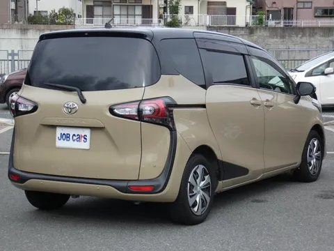 Toyota Sienta