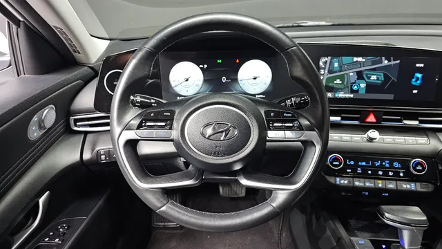 Hyundai Elantra (Avante)