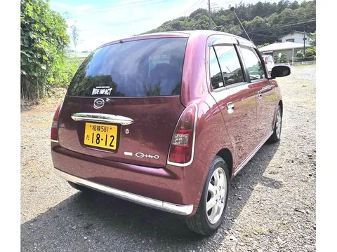 Daihatsu Mira Gino