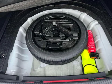 Roewe i5