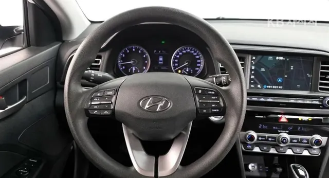 Hyundai Elantra (Avante)