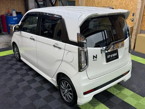 Honda N-WGN Custom