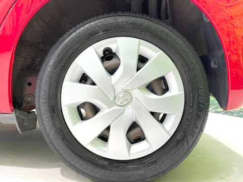 Toyota Yaris (Vitz)