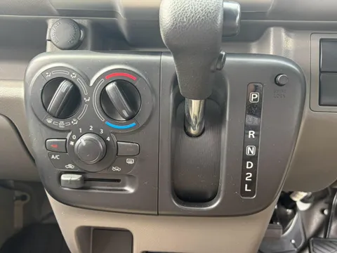 Nissan Clipper