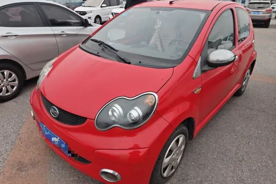 BYD F0