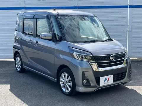 Nissan Dayz Roox