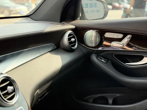 Mercedes-Benz Mercedes-Benz GLC
