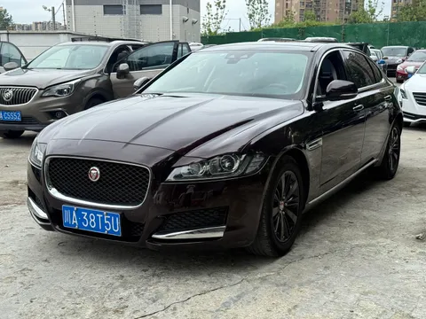 Jaguar XFL