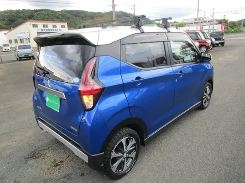 Mitsubishi eK X