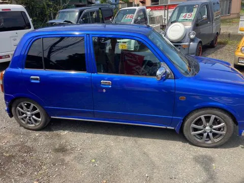 Daihatsu Mira Gino
