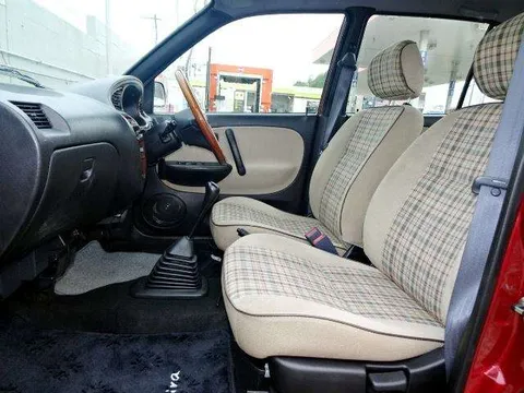 Daihatsu Mira
