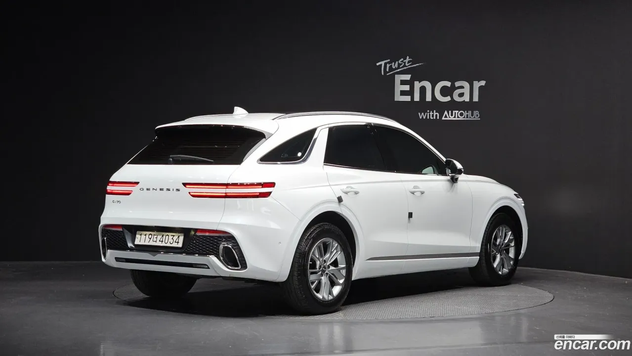Genesis GV70