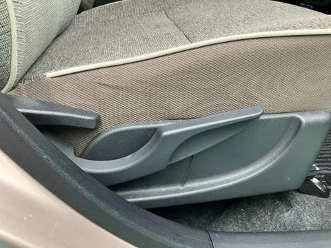 Daihatsu Mira Tocot
