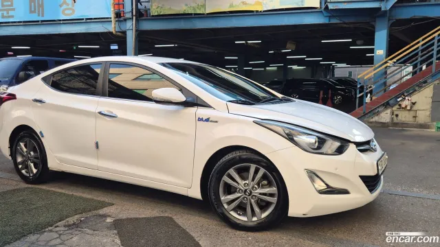 Hyundai Elantra (Avante)