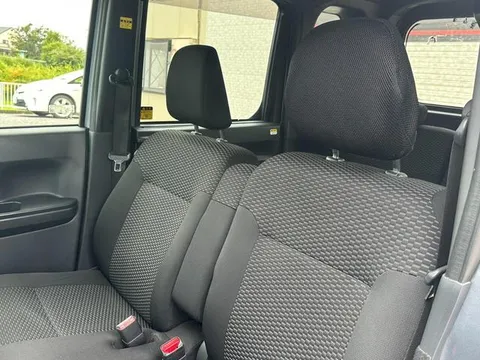Toyota Pixis Mega