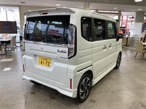 Suzuki Spacia Custom