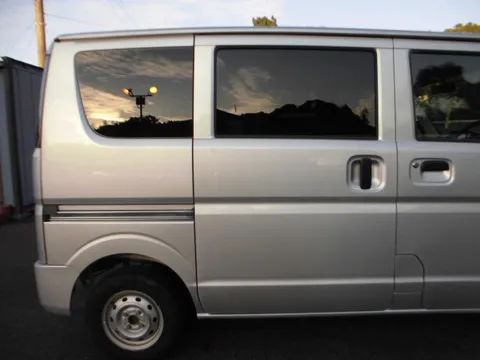 Nissan Clipper