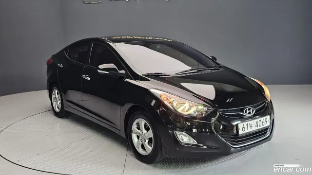 Hyundai Elantra (Avante)