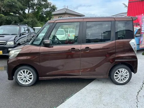 Mitsubishi eK Space Custom