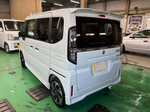 Suzuki Spacia Custom