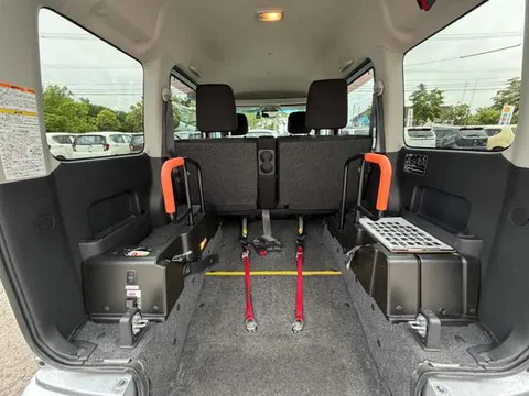 Daihatsu Atrai Wagon
