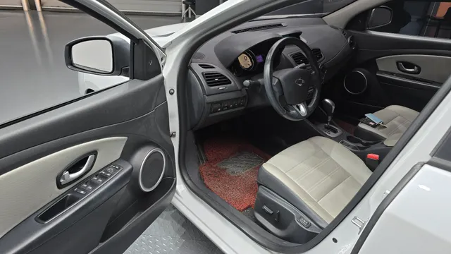 Renault SM3