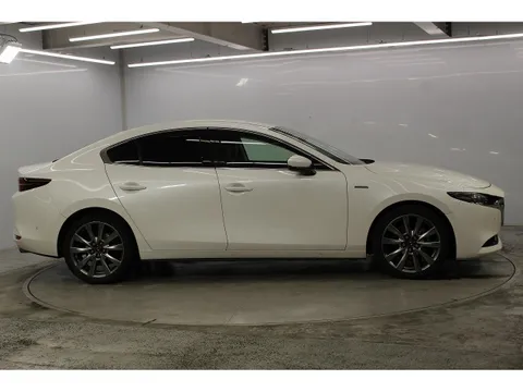 Mazda MAZDA3 Fastback