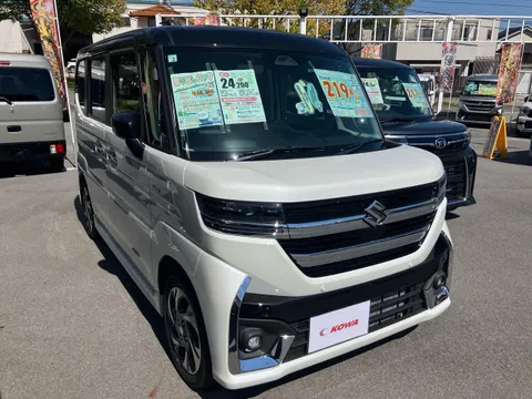 Suzuki Spacia