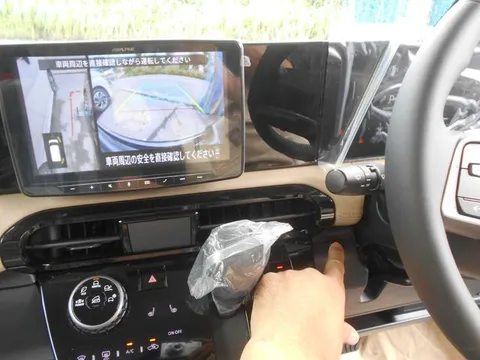 Mitsubishi Delica Mini