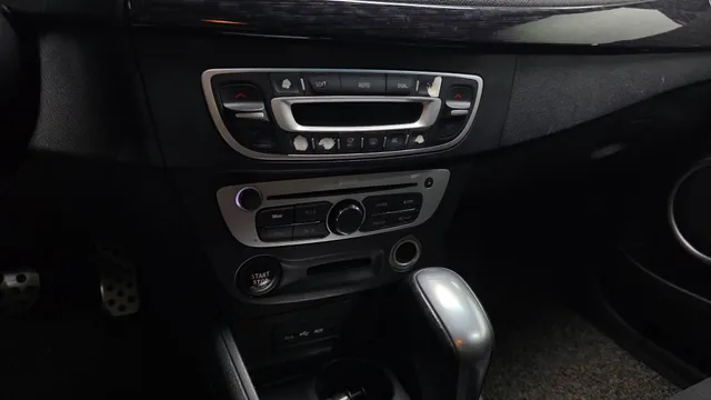 Renault SM3