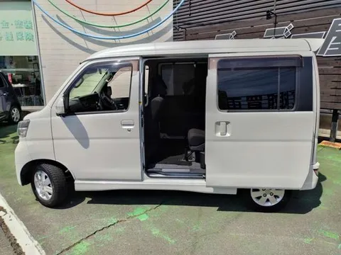 Daihatsu Atrai Wagon