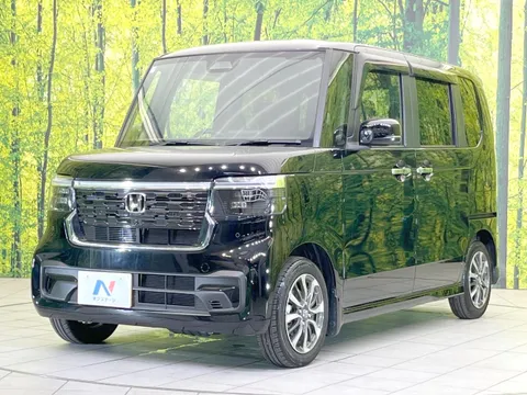 Honda N-BOX Custom