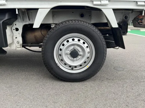 Nissan Clipper Truck