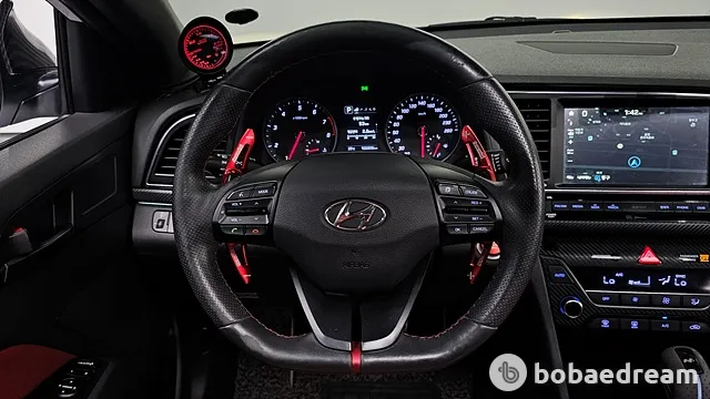 Hyundai Elantra (Avante)