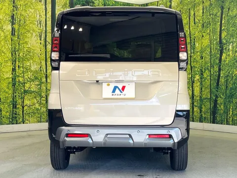 Mitsubishi Delica Mini