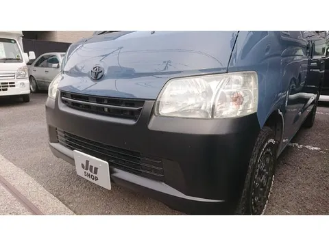 Toyota TownAce Van